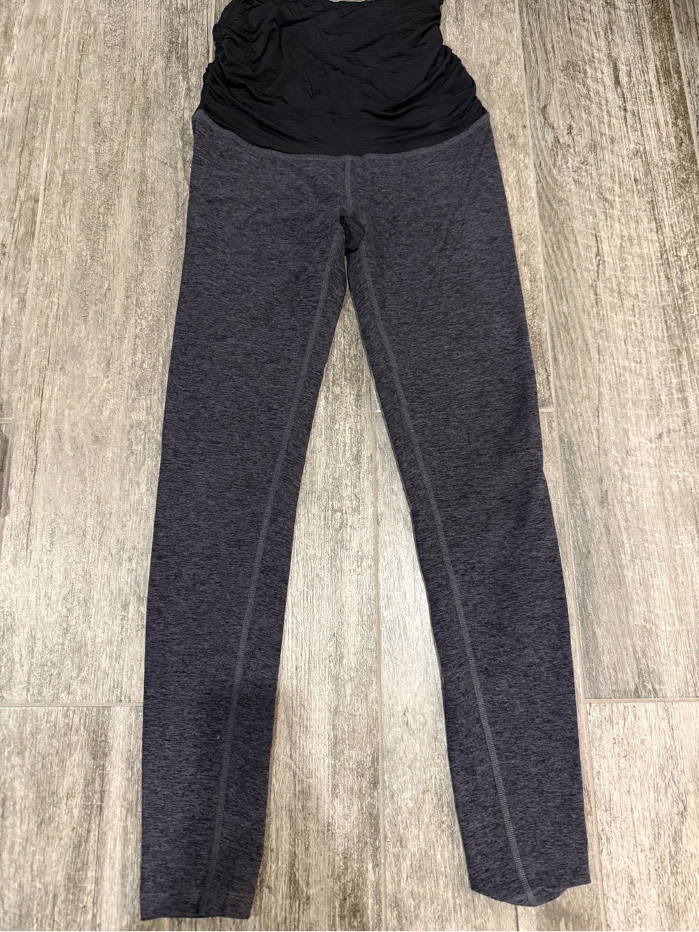 Beyond Yoga Beyond the Bump Spacedye Maternity Leggings - Medium